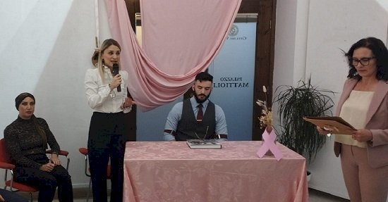 Mese per la prevenzione del tumore al seno, in mostra il “Buonvento” di Federica Anna Molfese