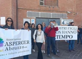 «Le famiglie continuano a denunciare gravi mancanze di trasparenza e le modalità attuate da molti nella riabilitazione»