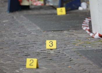 «A Napoli un altro omicidio, un ragazzo di 16 anni, in pieno centro, a colpi di pistola»