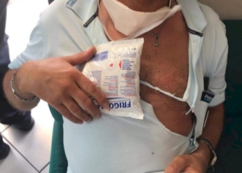 I detenuti aggrediscono gli agenti