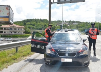 Ricorre ad un verbale per COVID ma dichiara il falso