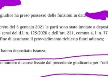 Il giudice guarda l’orologio e rinvia l’udienza: «S’è fatto tardi…»