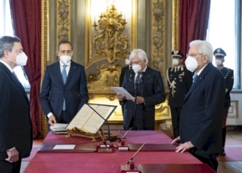 Un’ammucchiata che nega un principio democratico, un governo indecente costruito a tavolino