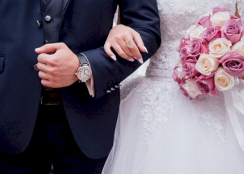 «Un invito agli sposi a rinviare per l’ennesima volta le nozze»