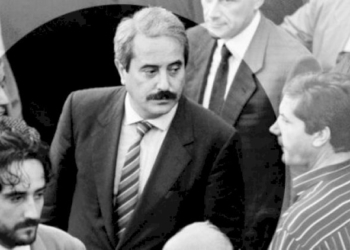 «Intitolare un luogo pubblico alla memoria di Antonio Montinaro»