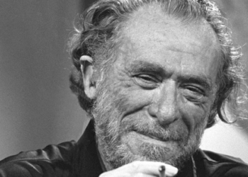 «Attenti a quelli che cercano continuamente la folla, da soli non sono nessuno.»