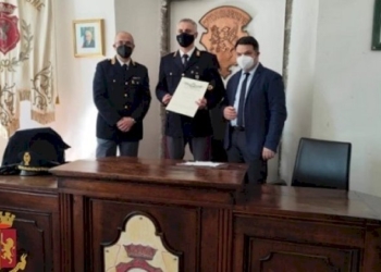 Salvarono un uomo dal suicidio: premiati due agenti  della Polizia Stradale di Agnone