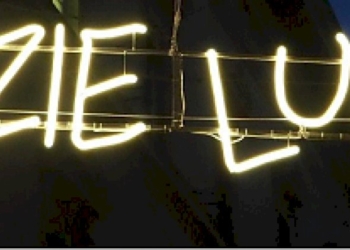 La luminaria «Grazie Lucio» è stata donata alla Fondazione Sant’Orsola