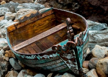 Un altro naufragio: insieme alla barca naufragano sogni, speranze, attese…