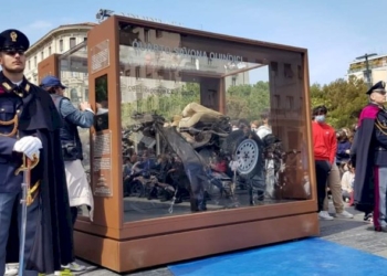 Arriva a Campobasso l’auto di scorta di Falcone