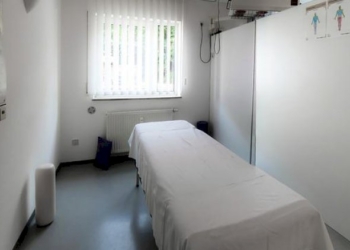 LA PRIVATIZZAZIONE DELLA SANITÀ