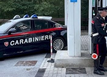 I carabinieri trovano un portafoglio con 1.900 euro: restituito al proprietario