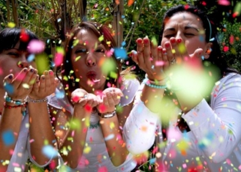 Due modi di essere, due mondi opposti, due umanità parallele