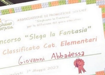 Una montagna di fantasia e i muri vengono abbattuti