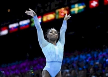 Simone Biles riscrive nuovamente la storia