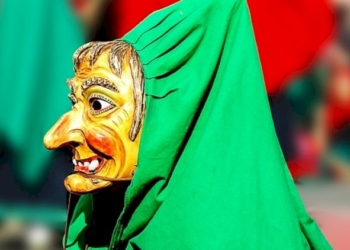 Molte maschere e pochi volti