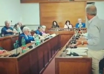 Lavori alla ex scuola Bertona di Somma Vesuviana: il caso arriva in consiglio comunale