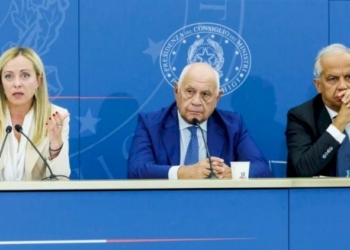 Legge fascistissima contro proteste popolari, vogliono zittire il popolo