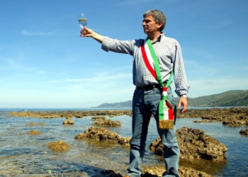 Quattro arresti per l’omicidio del sindaco Angelo Vassallo: chiediamo al Ministro ispezioni al comune di Pollica per fare chiarezza