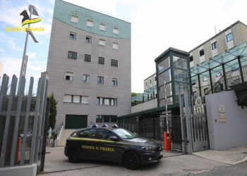 Maxi sequestro di sostanze stupefacenti