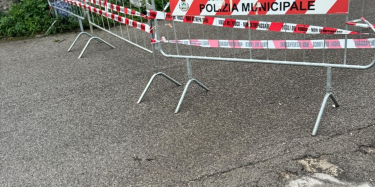 Somma Vesuviana: si è sfiorata la tragedia. Il crollo era stato annunciato