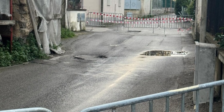 Somma Vesuviana: si è sfiorata la tragedia. Il crollo era stato annunciato