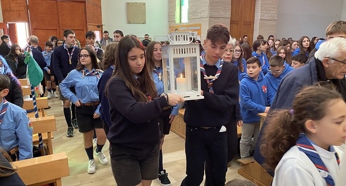 «La solidarietà, l’amore e la comunità possano creare ponti anche nei luoghi più inaspettati»