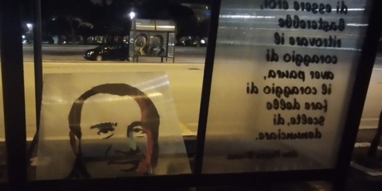 Danneggiata dal maltempo la panchina dedicata a don Peppe Diana