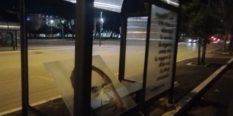 Danneggiata dal maltempo la panchina dedicata a don Peppe Diana