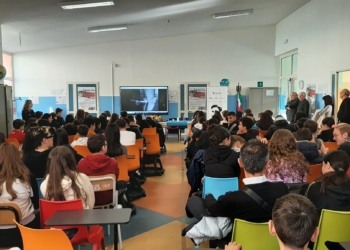 «Giovani, non mollate. Noi abbiamo fallito, voi siete il presente»