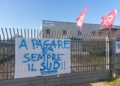 La protesta dei lavoratori di Pozzilli: «A pagare è sempre il Sud»