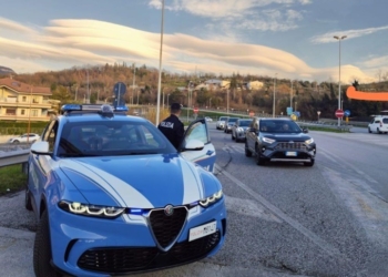 Isernia, ladri romani fermati dalla Polizia: sequestrata refurtiva e strumenti da scasso