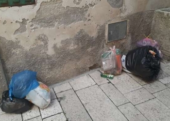 Isernia, il cerchio del degrado si chiude: dall’indifferenza ai rifiuti ingombranti