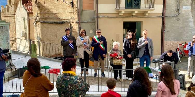 «Una rosa per Norma, un atto di memoria e di responsabilità civile»