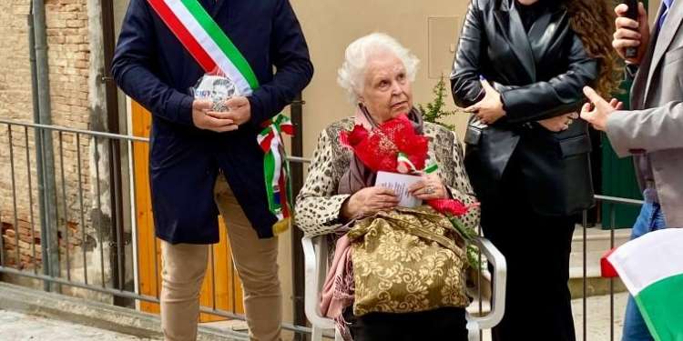 «Una rosa per Norma, un atto di memoria e di responsabilità civile»