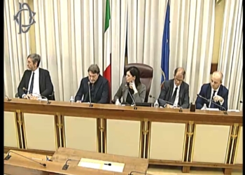 Ranucci: “Fazzolari, in seguito all’inchiesta che abbiamo fatto sul ruolo del padre del premier Meloni, ha ispirato un’attivazione dei servizi per cercare di capire quali fossero le mie fonti”