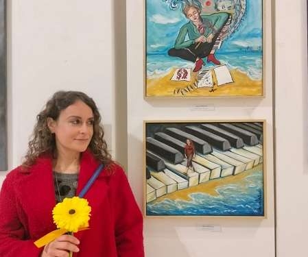 I colori dell’arte femminile illuminano ogni “Ferita”