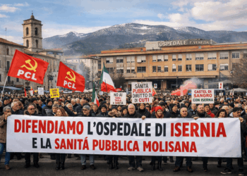 Ospedale di Isernia, la piazza non è un optional: tutti per la sanità pubblica