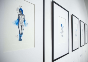 Quando il corpo chiede ascolto: Angelo Gallo porta a Milano “Libera circolazione entro fragili confini”