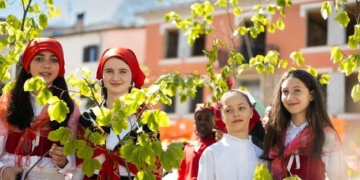 Habitus Maiensis a Castel del Giudice: rinasce il costume tradizionale della Maggiolata