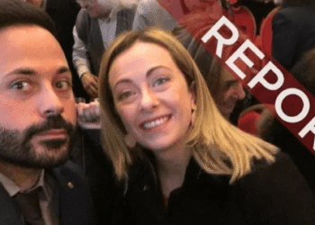 Il caso Meloni e quella foto che interroga la politica
