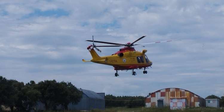 Aereo ultraleggero precipitato a Vasto, due feriti gravi
