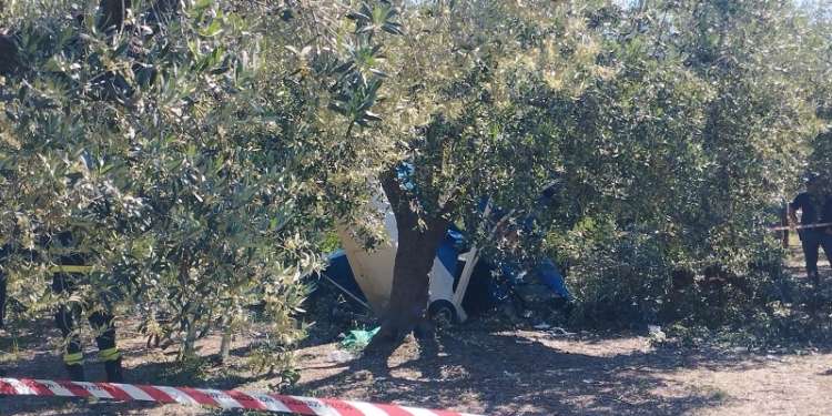 Aereo ultraleggero precipitato a Vasto, due feriti gravi