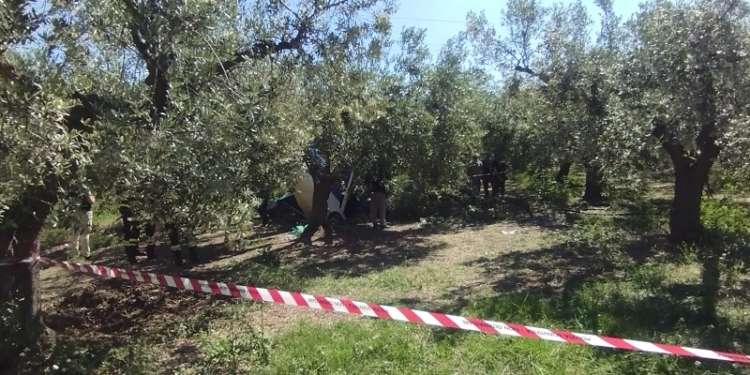 Aereo ultraleggero precipitato a Vasto, due feriti gravi