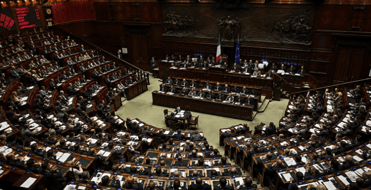 La politica dei mercenari: quando il potere divora dignità, poveri e futuro