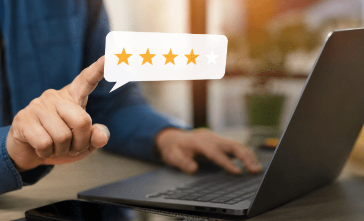 Recensioni online, Udicon: “Stop ai falsi, serve trasparenza”