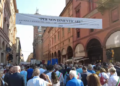 Bologna, «Questa strage è di tutti»: la memoria del 2 agosto passa alle nuove generazioni