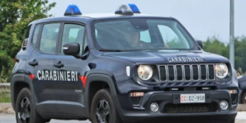 Evade dai domiciliari e viene rintracciato al bar: arrestato un 59enne