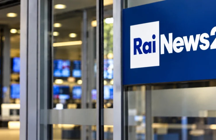 Sigfrido Ranucci lascia Report e torna a RaiNews24: «Nessuna ingiustizia mi toglierà il sorriso»